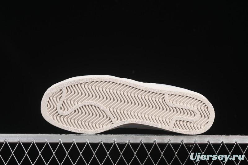 Adidas Bape Superstar Casual Sneakers with Shell Toe Design - JR2701