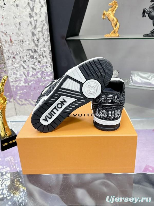 2025 Unisex Louis Vuitton Black White Leather Canvas Plimsolls Handmade Rhinestones AS00400