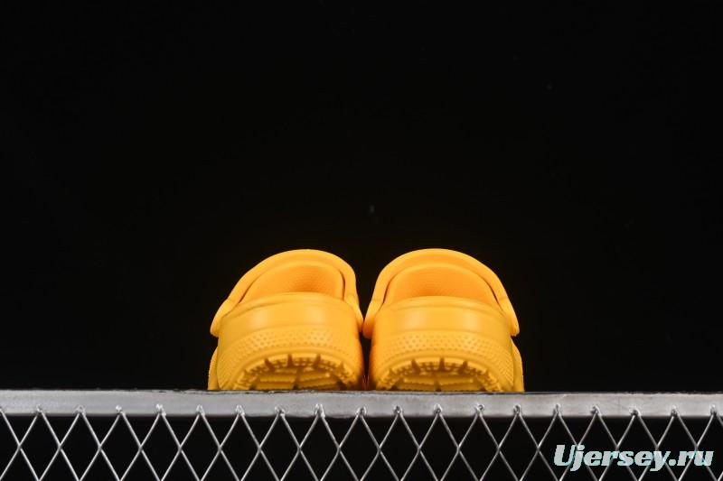 Crocs Classic Two-Way Beach Clog Sandals - B.D4