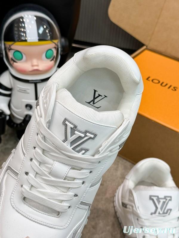 2025 Unisex Louis Vuitton White Leather Sneakers Run Away Maxi AS00390