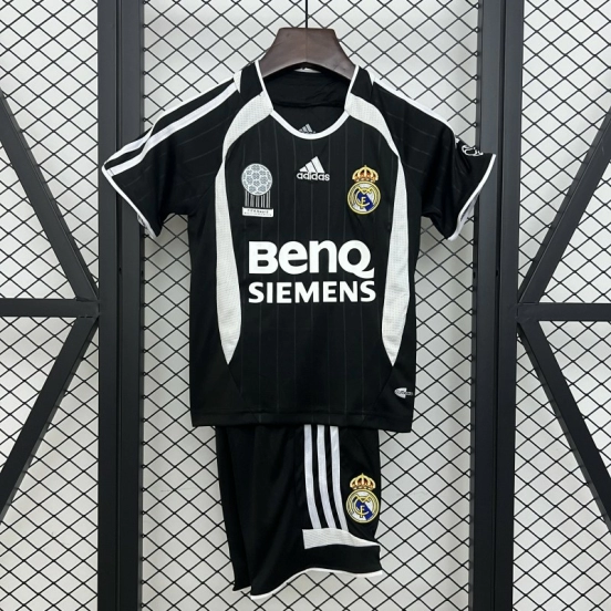 Retro 06/07 Kids Real Madrid Away Size 16-28 Jersey
