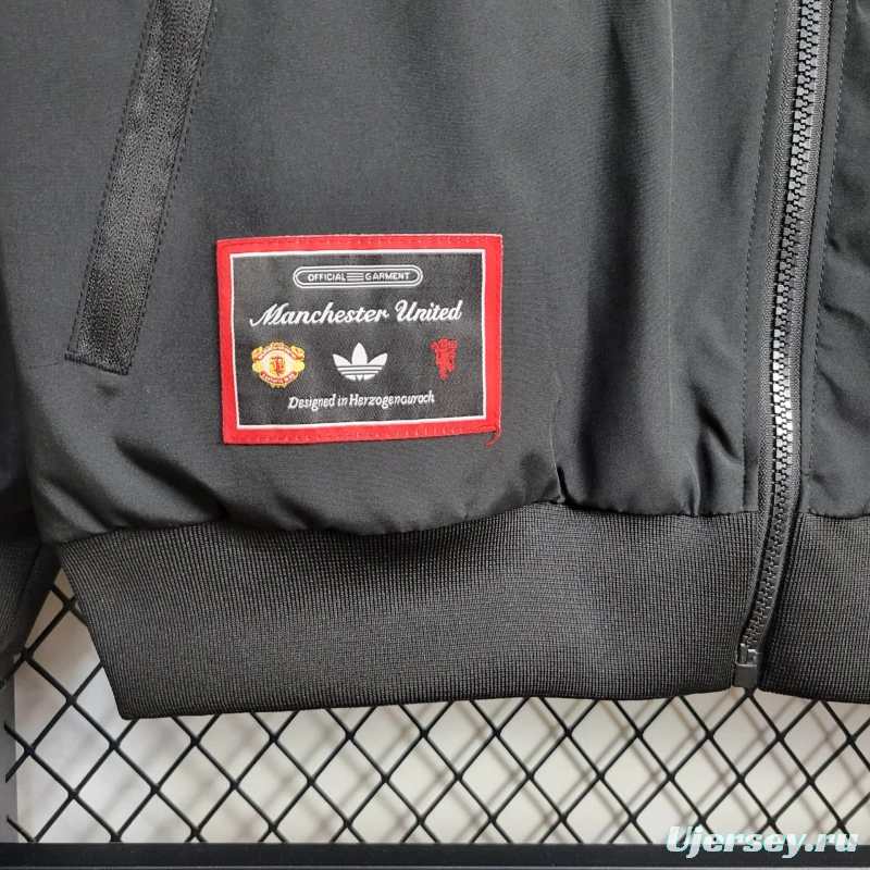 25/26 Manchester United Jacket Black Windbreaker