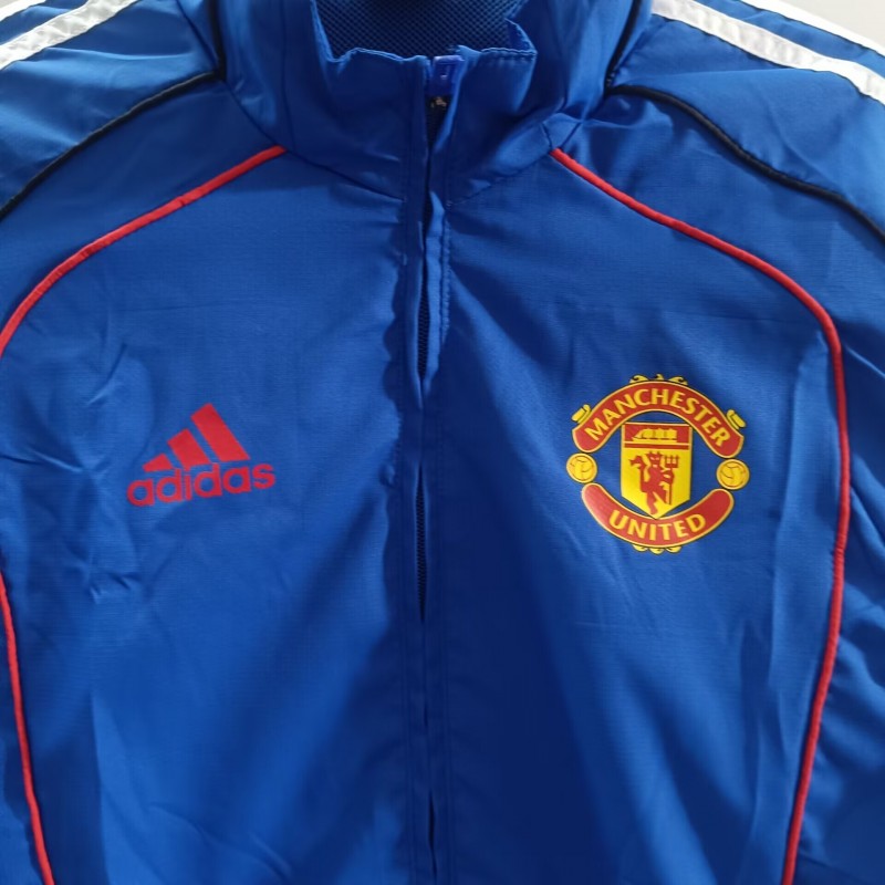 25/26 Manchester United Blue Windbreaker