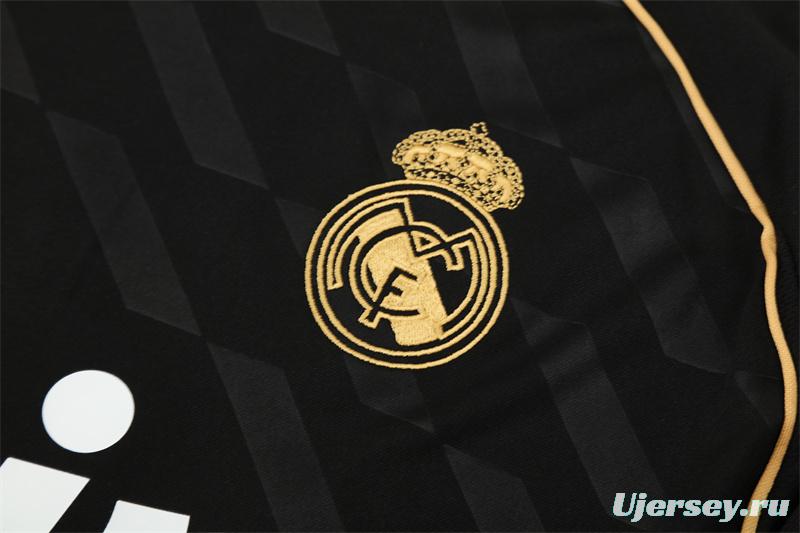 Retro 11/12 Real Madrid Black Half Zipper Jacket