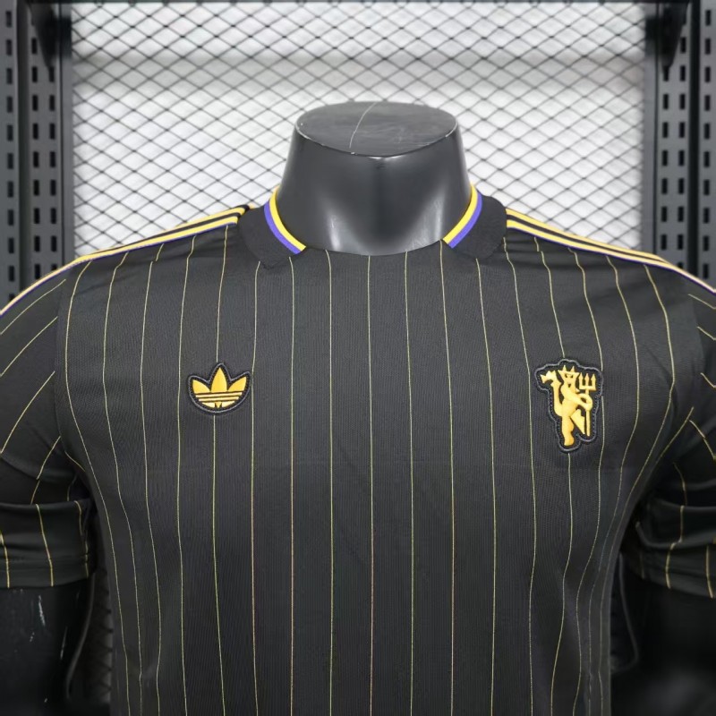 Player Version 25/26 Manchester United Black Casual Jersey