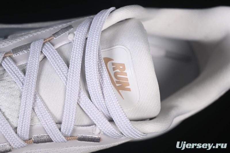 Nike Air Zoom Vomero 18 Cushioned Running Shoes - HM6803-009