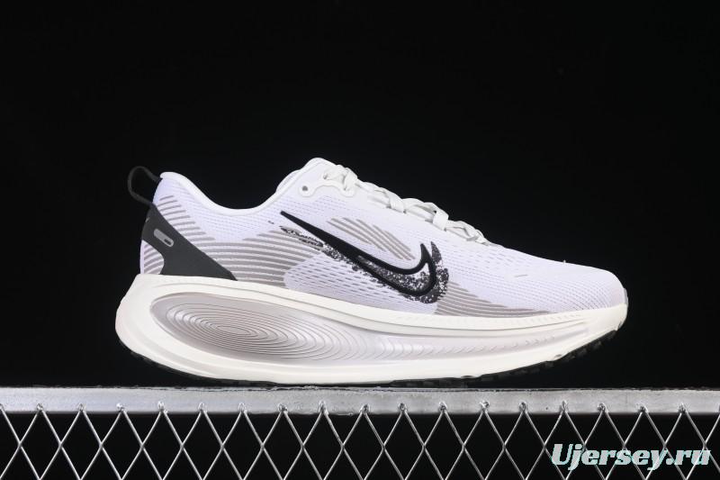 Nike Air Zoom Vomero 18 Cushioned Running Shoes - IB5726-100