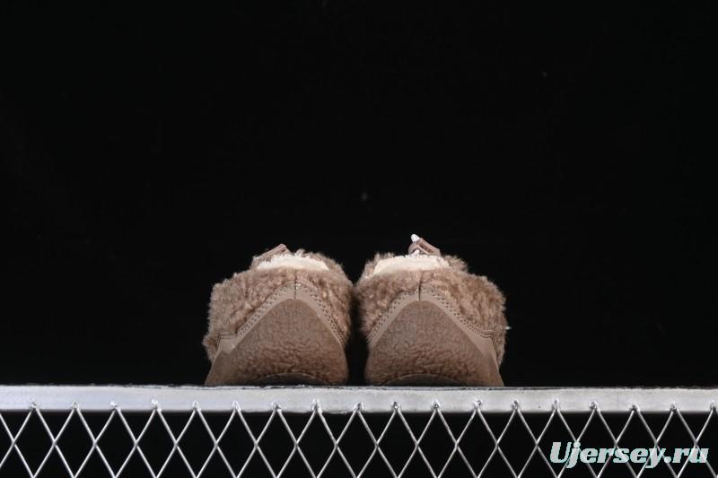 Keen Howser III Slide Winter Plush Casual Lifestyle Shoe - 1029435