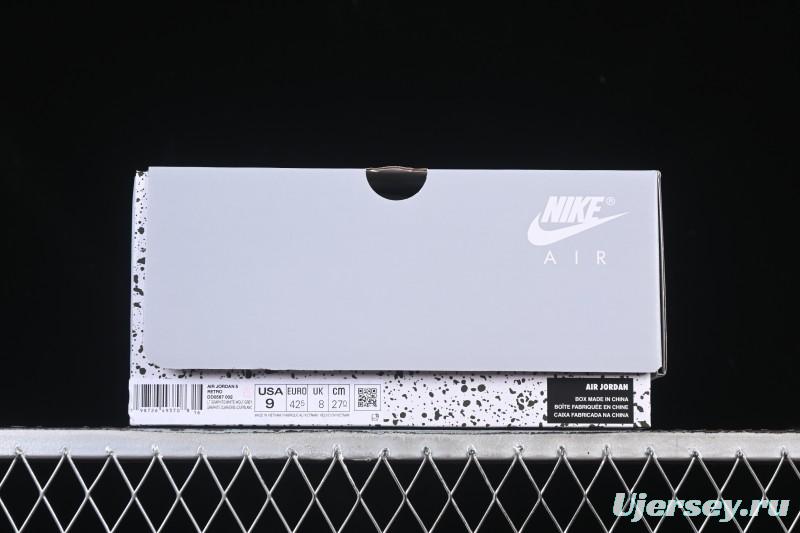 Nike Air Jordan 5 Retro Basketball Shoes with Wolf Grey Design - DD0587-002