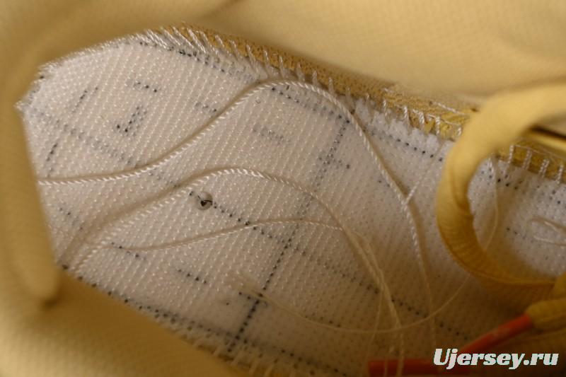 Nike SB Dunk Low Saturn Gold Low-Top Skate Shoes - FJ1674-700