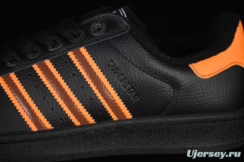 Adidas Superstar II Casual Sneakers with Shell Toe Design - JQ6469