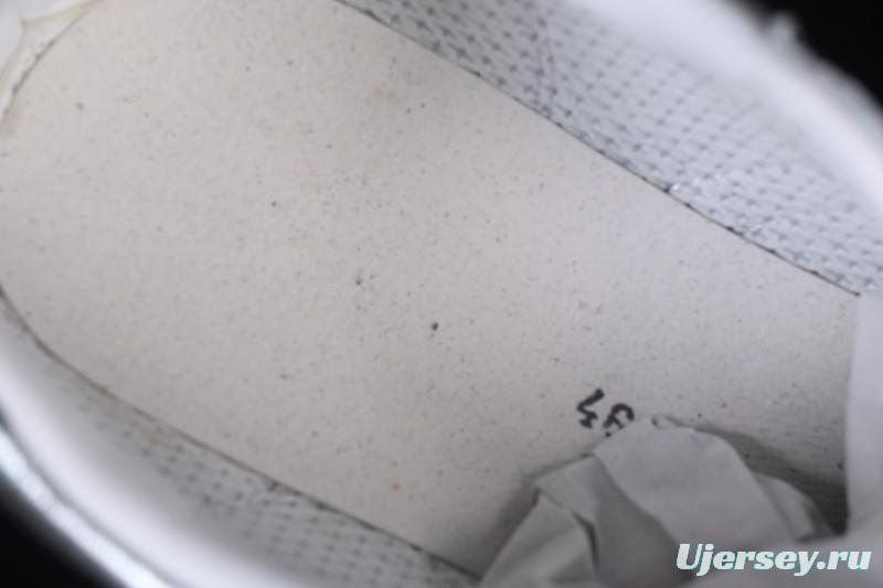 Onitsuka Tiger Edr 78 Low-Top Running Shoes with Comfortable Anti-Slip Durable Design - 1183C530-020