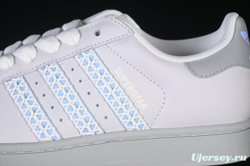 Adidas Superstar II J Casual Sneakers with Shell Toe Design - JQ8729