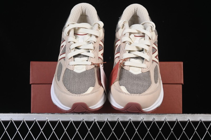 New Balance 990 Series Premium Made in USA Retro Running Shoes with Carbon Midsole and Translucent TPU Heel - U990LO6