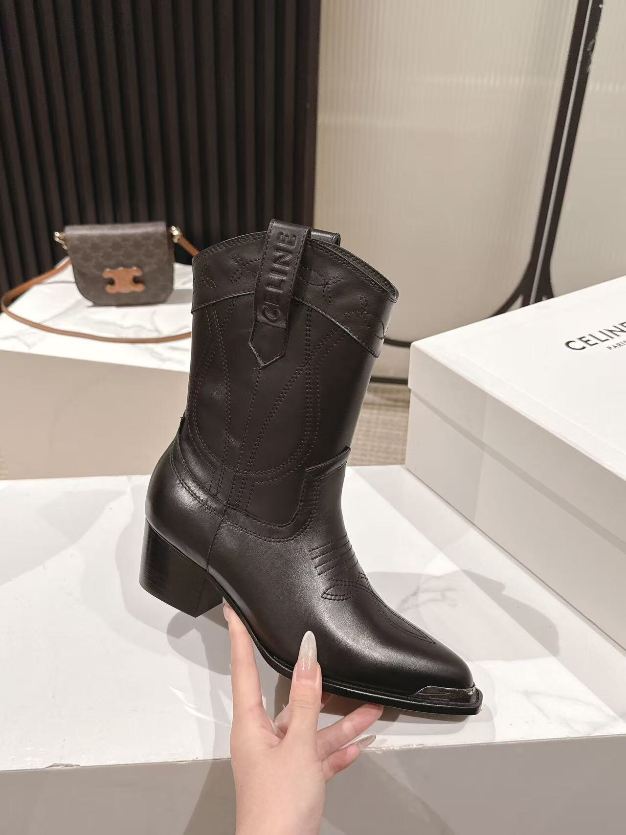 CELINE Fashion Boots Retro Style with Arch de Triomphe Logo - LY00440