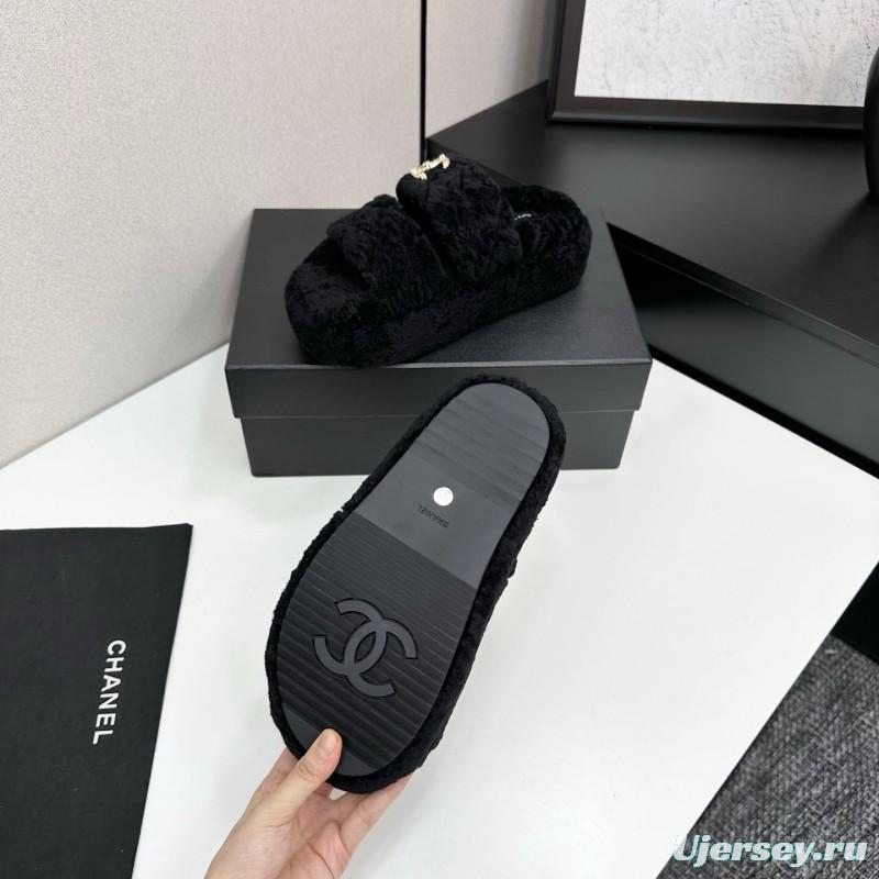 Chanel 2025 SS New Autumn Winter Lazy Sheep Genuine Wool Lazy Slippers Chanel Quilted Platform Fur Slippers - LY00300