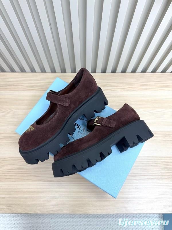 Prada Thick Sole Mary Jane Shoes Spring Summer 2025 Collection - LY00300