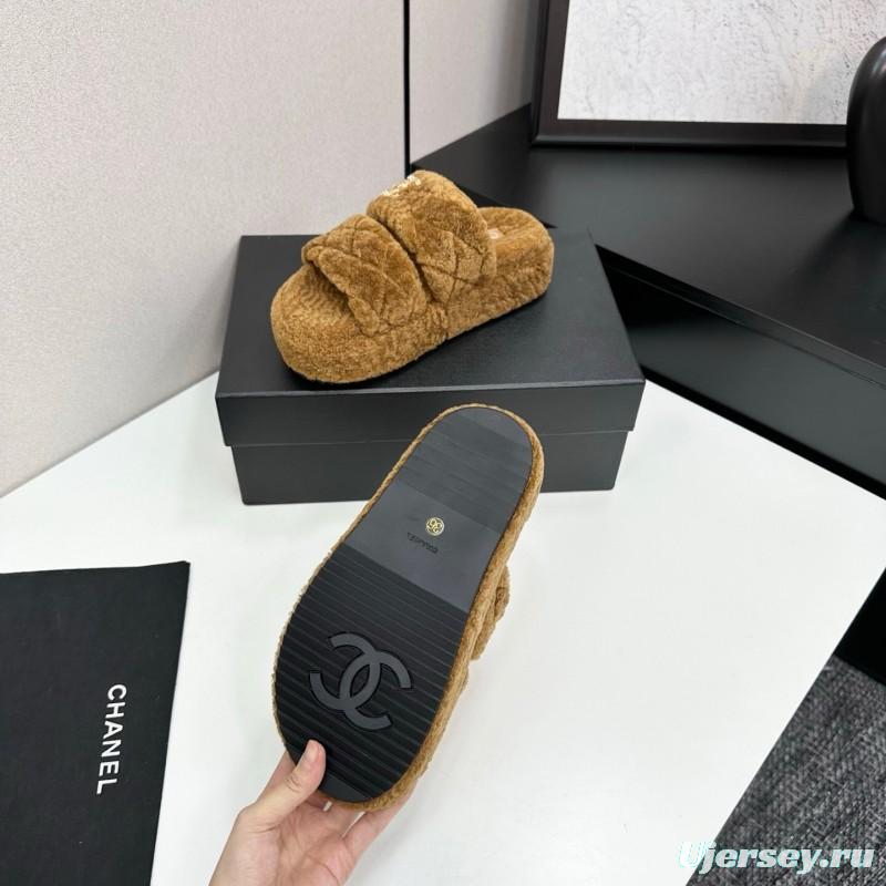 Chanel 2025 SS New Autumn Winter Lazy Sheep Genuine Wool Lazy Slippers Chanel Quilted Thick Sole Fur Slides - LY00300