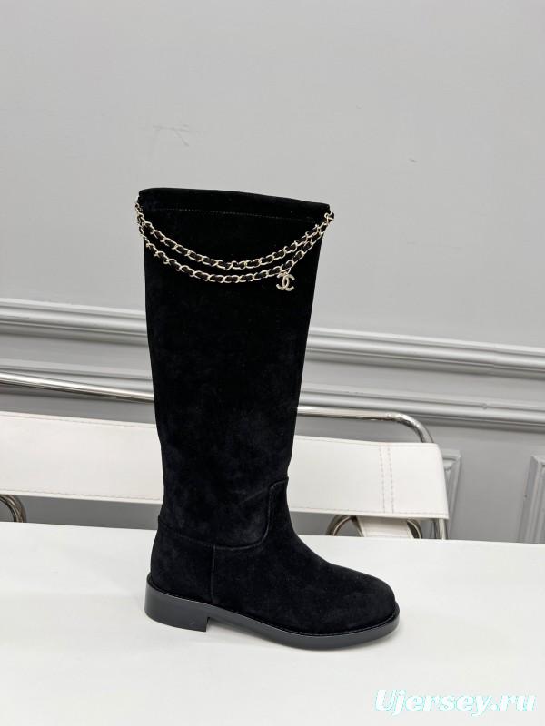 Chanel 2025 SS Quilted Leather Chain CC Logo Flat Ankle Boots - LY00510