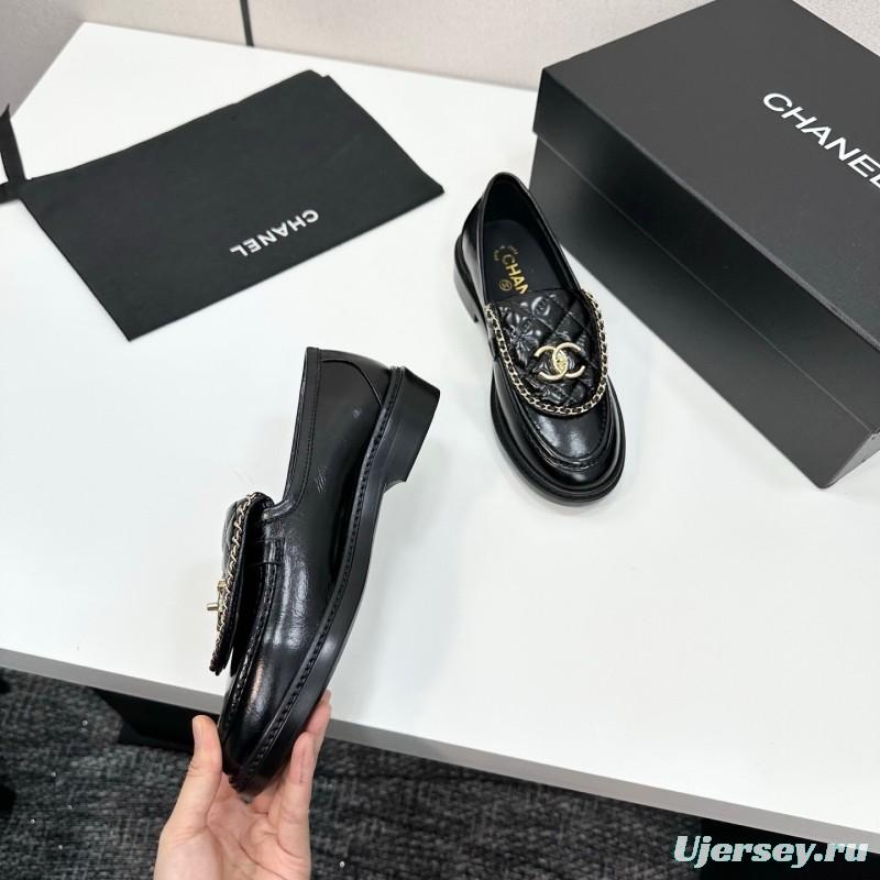 Chanel Classic Flap Chain CC Buckle Loafers - LY00320