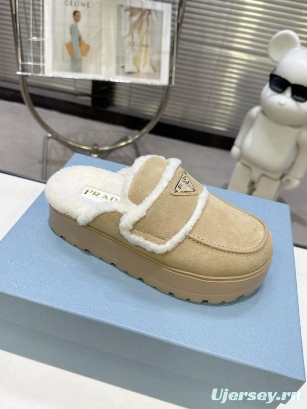 Prada Spring-Summer 2025 Runway Fur Slippers - KFY00280