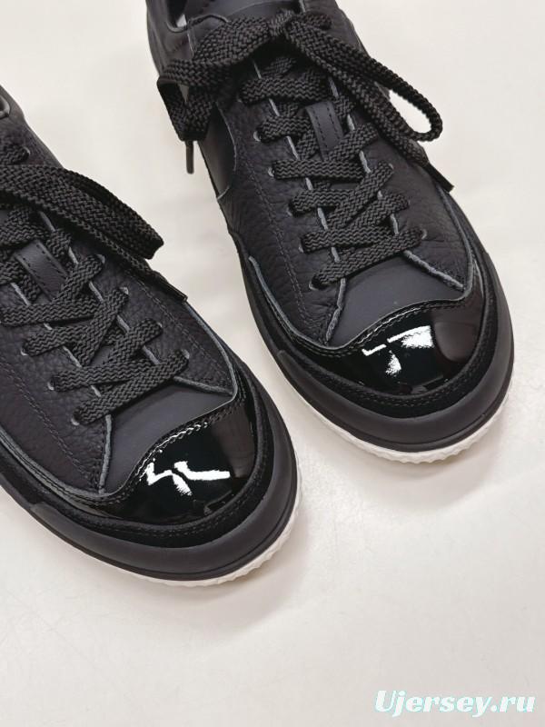 Chanel 2025 SS Casual Sneakers Training Shoes - LY00300
