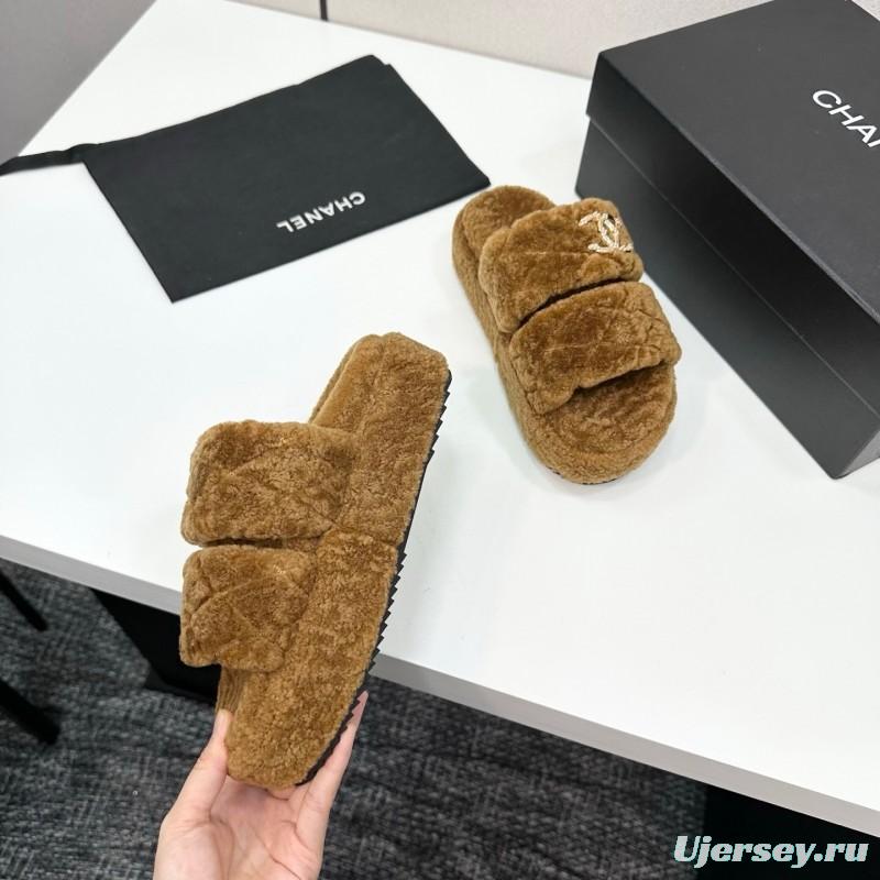 Chanel 2025 SS New Autumn Winter Lazy Sheep Genuine Wool Lazy Slippers Chanel Quilted Thick Sole Fur Slides - LY00300