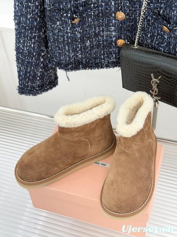 Miu Miu Retro Shearling Platform Snow Boots - KFY00300