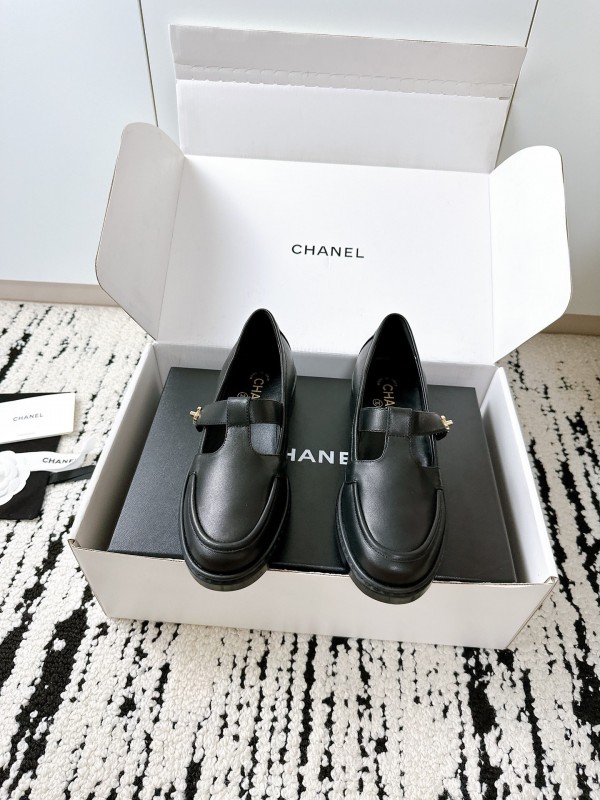 Chanel 2025 SS Loafers Classic Elegant Design - KFY00320