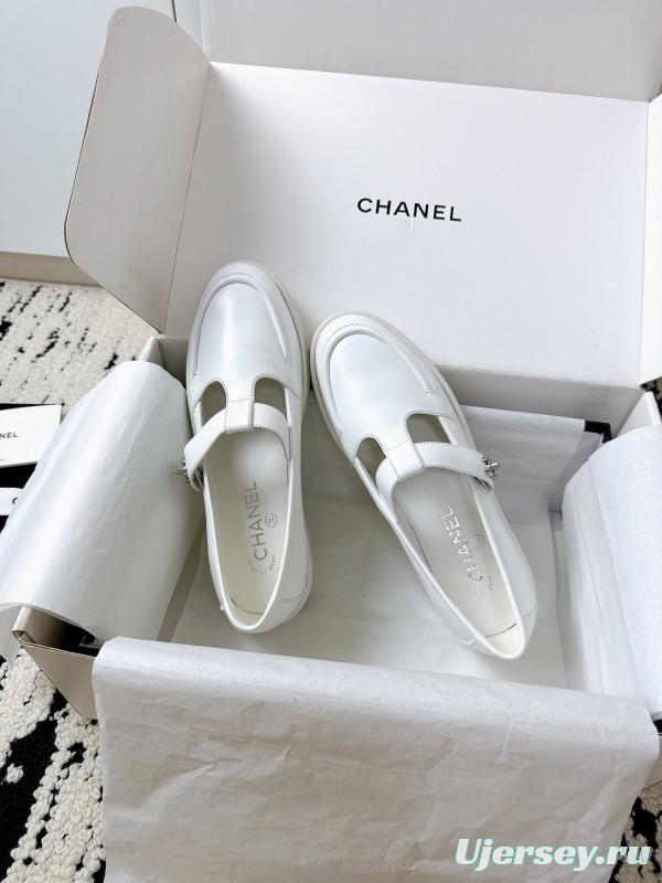 Chanel 2025 SS Loafers Classic Elegant Design - KFY00320