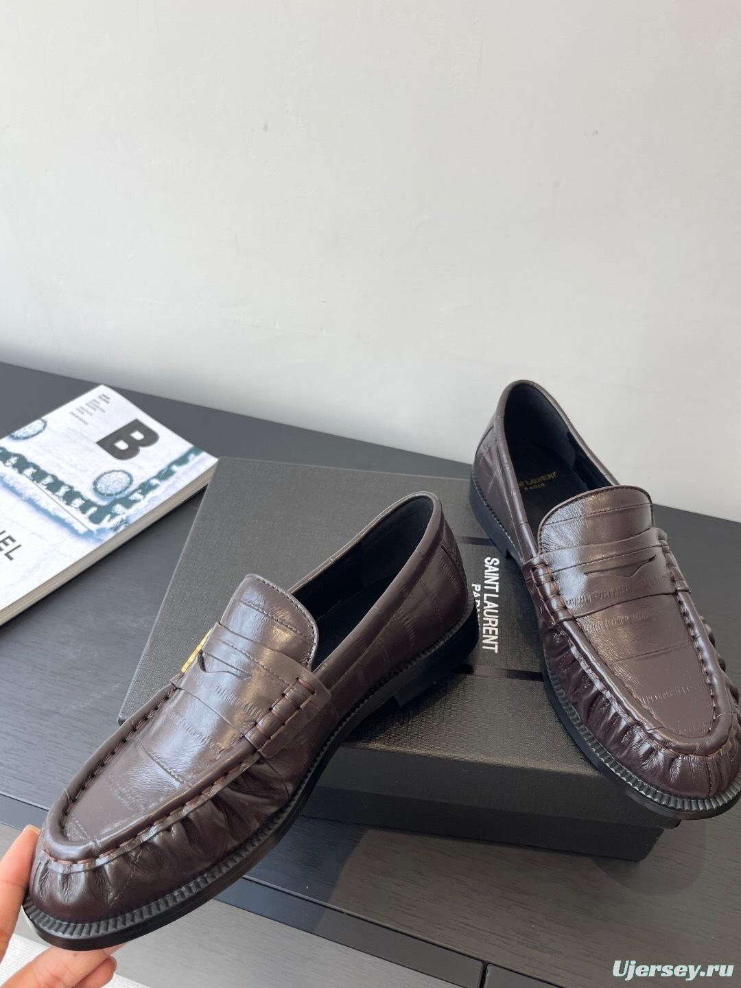 Saint Laurent Classic Loafer Leather Shoes - KFY00350