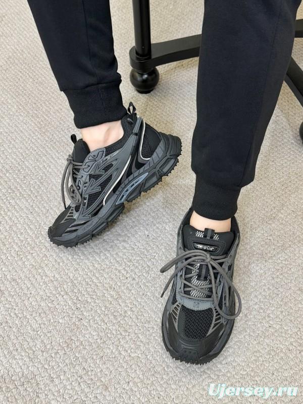 OFF-WHITE Seasonal Collection Lightweight Running Shoes - LY00380