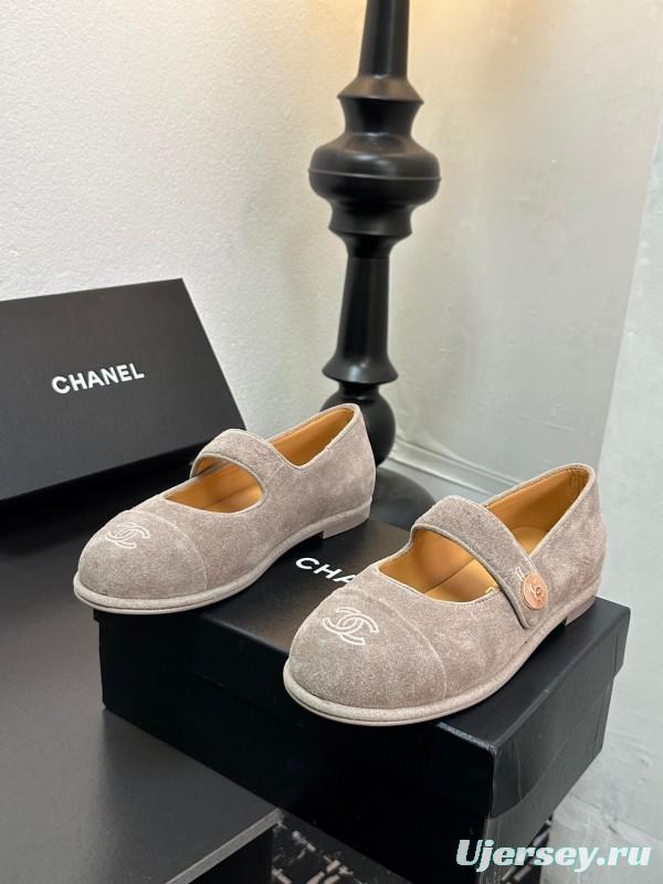 Chanel Quilted Design Slip-On Sandals - KFY00280