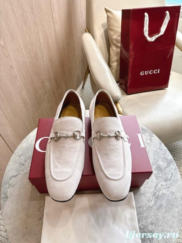 Gucci Leather Loafers with Horsebit Detail - LY00330