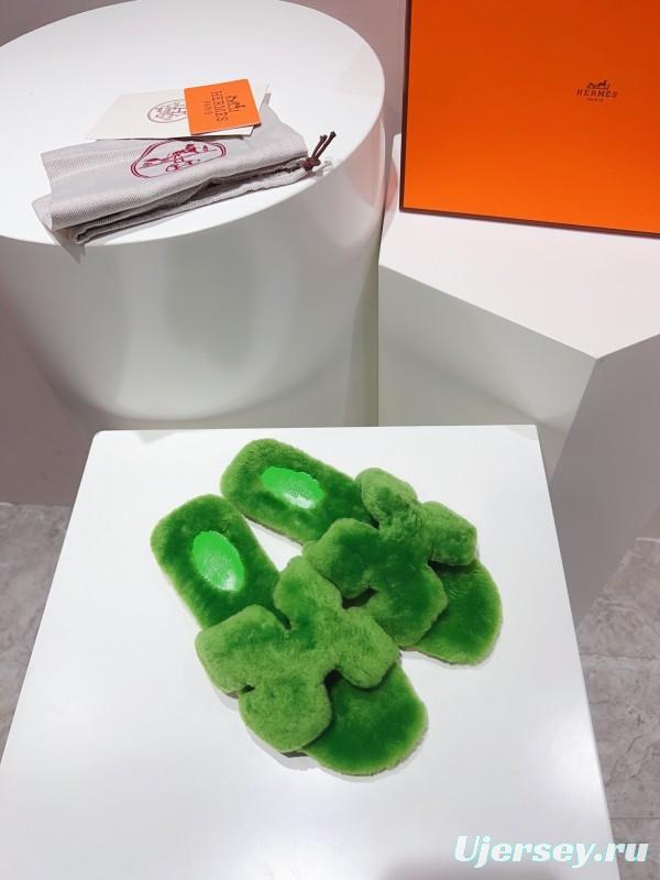 Hermès Teddy Wool H Slippers Flat Sole Fur Slides - LY00240