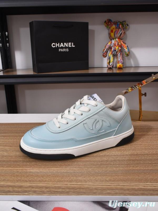 Chanel Classic Loafer with Gradient Logo and Platform Sole - KFY00350