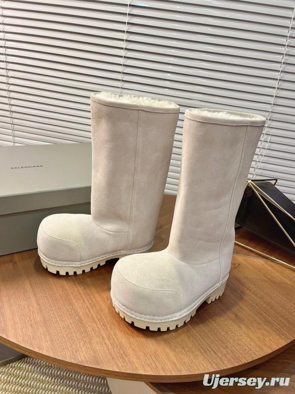 Balenciaga 2025 SS Oversized Platform Snow Boots with High Heel - AS00570