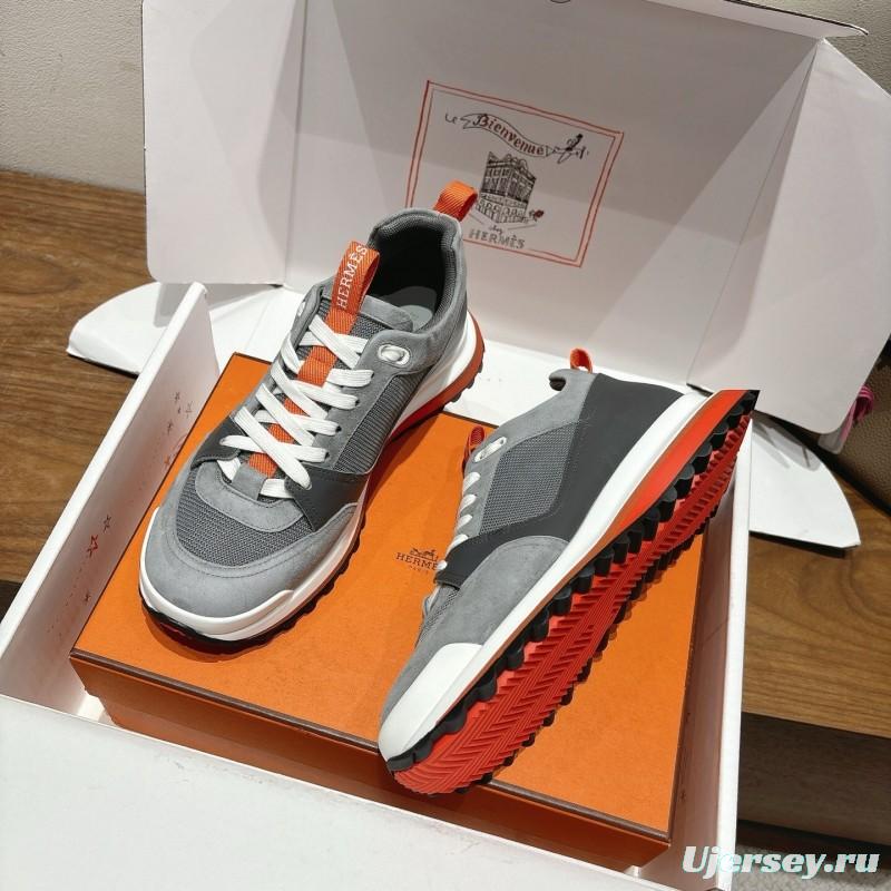 H Boots Classic Chelsea Boots with British Color Block Design - AS00410