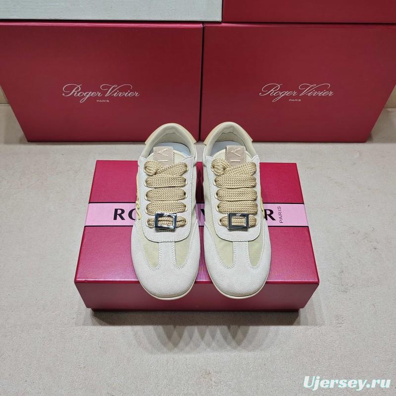 Roger Vivier SS25 Casual Sneakers Classic Design - L Y00300