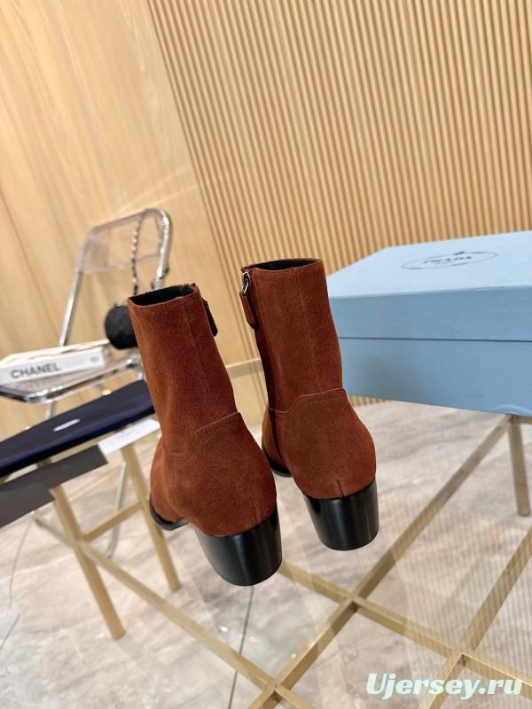 Prada Classic Pointed Boots 2025 SS Collection - L Y00330