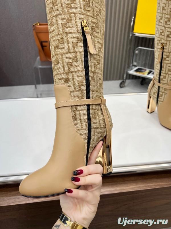 FENDI Delfina Round Toe Boots with FF Buckle - LY00