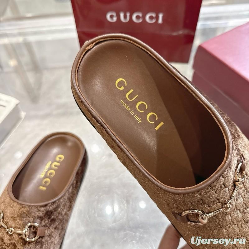 Gucci Women's Mule Velvet with Horsebit Detail - LY00240