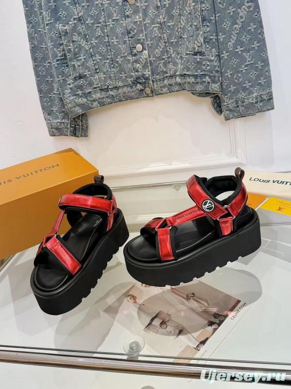 LV 2025/SS Latest High-End Fashion Versatile Sandals with Thick Sole Heightening and Slimming Effect - LY00