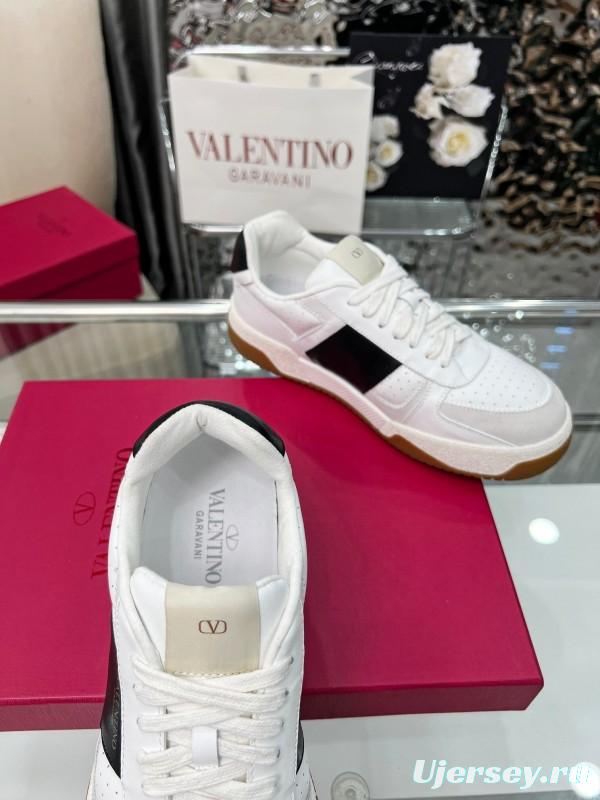 Valentino Joie de Jouer Series Hook-and-Loop Platform Sneakers - AS00360