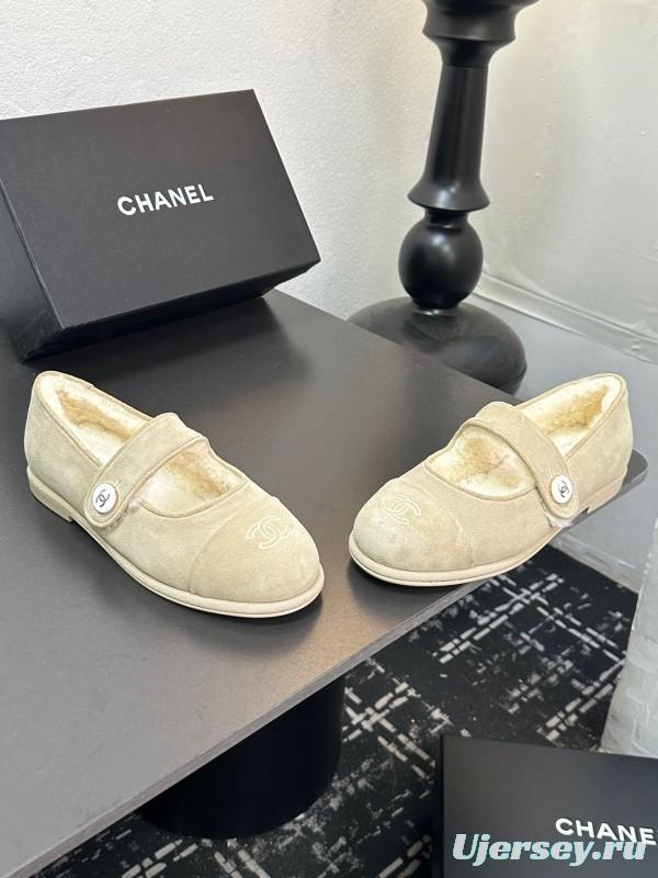 Chanel 2025 SS French Mary Jane Flat Shoes with Fur Trim - KFY00300