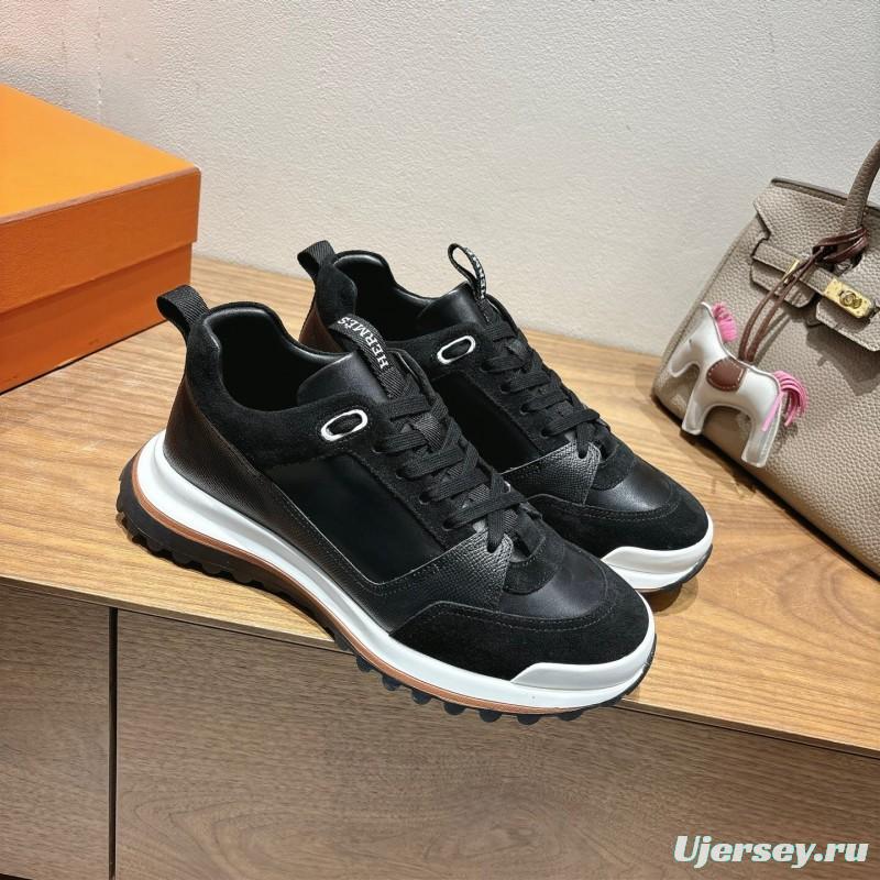 H Boots Classic Chelsea Boots with British Color Block Design - AS00410