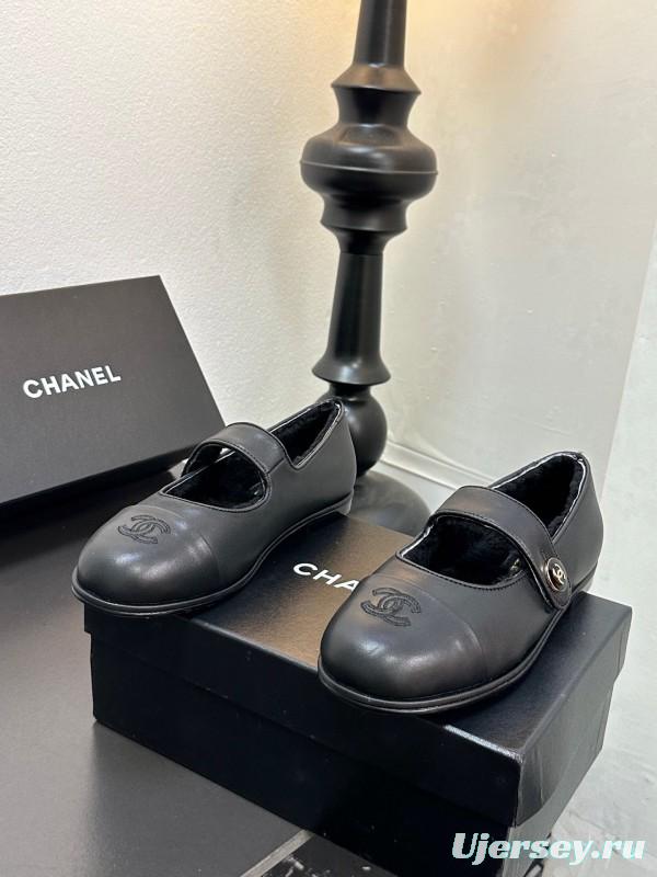 Chanel 2025 SS French Mary Jane Flat Shoes with Fur Trim - KFY00300