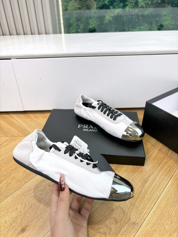 Prada 2025 SS Metal Toe Thin Sole Training Shoes Casual Footwear - LY00280