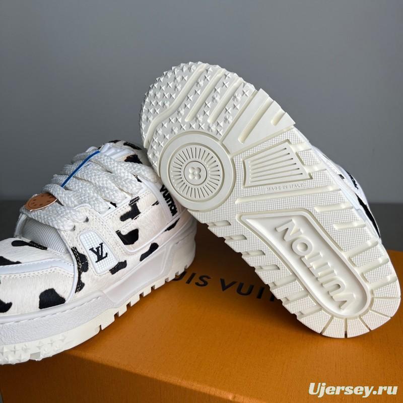 Lv 2025/ss Signature Logo Leather Sneakers - YC