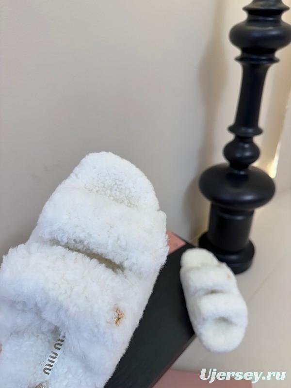 Miu Miu Spring/Summer 2025 Fur Slides - KFY00310